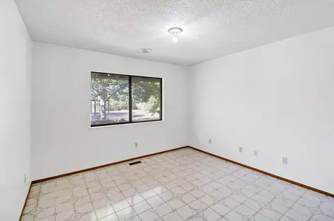 Bedroom - 13091 Cherry Rd, Wilton, CA 95693 photo 3 of 3