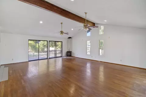 Living - 13091 Cherry Rd, Wilton, CA 95693 photo 3 of 7
