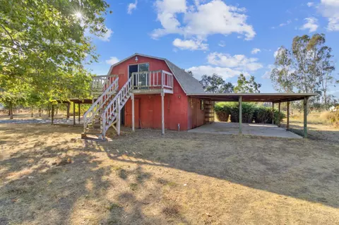 Exterior - 13091 Cherry Rd, Wilton, CA 95693 photo 2 of 8