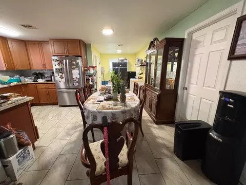 Dining - 2526 Roeding Rd, Ceres, CA 95307 photo 1 of 1