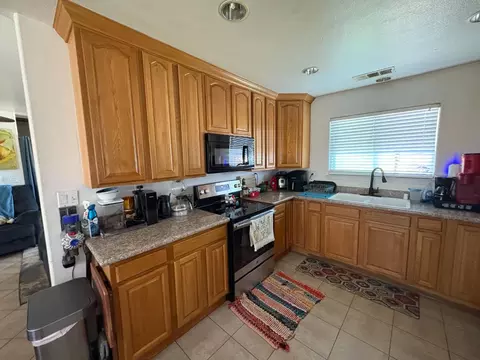 Kitchen - 2526 Roeding Rd, Ceres, CA 95307 photo 2 of 5