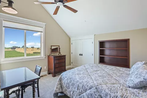 Bedroom - 18739 Clements Rd, Lodi, CA 95240 photo 2 of 3