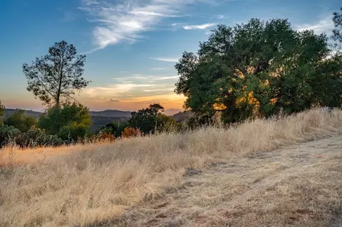 21088 Dalzell Rd, Smartsville, CA 95977