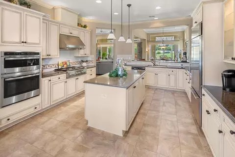 2113 Sutter View Ln, Lincoln, CA 95648 photo 4