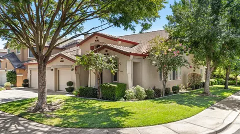 2020 Malcolm Way, Modesto, CA 95356 photo 3