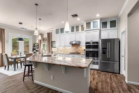 2020 Malcolm Way, Modesto, CA 95356 photo 2