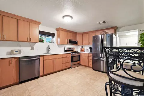 5517 8th St, Keyes, CA 95328 photo 10