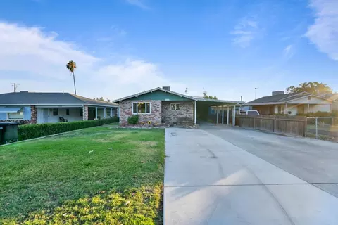 5517 8th St, Keyes, CA 95328 photo 2