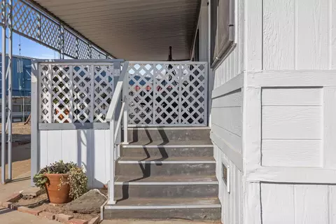 Exterior - 4812 Esmar Rd #2, Ceres, CA 95307 photo 4 of 11