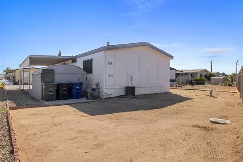 Exterior - 4812 Esmar Rd #2, Ceres, CA 95307 photo 9 of 11