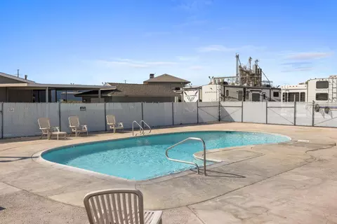 Exterior - 4812 Esmar Rd #2, Ceres, CA 95307 photo 11 of 11