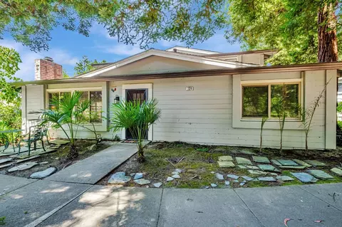 1124 Sills Ct #1, Capitola, CA 95010
