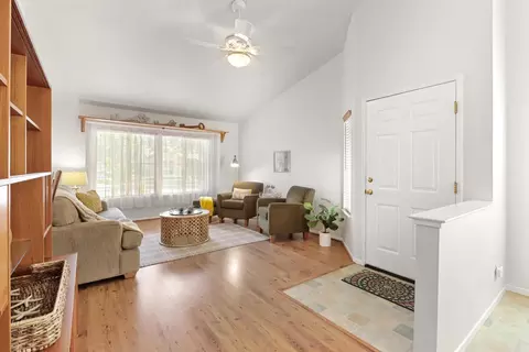 927 La Coruno St, Davis, CA 95618 photo 5