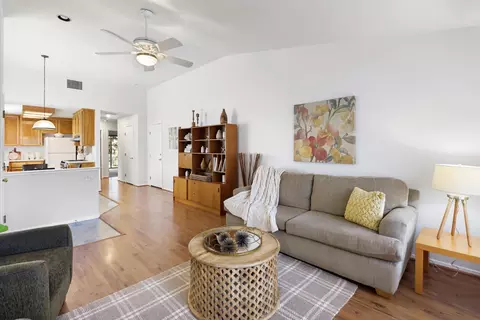 927 La Coruno St, Davis, CA 95618 photo 9