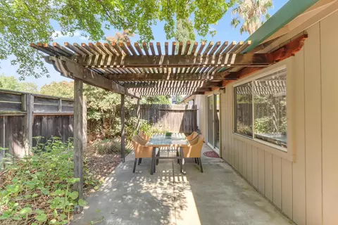 927 La Coruno St, Davis, CA 95618 photo 30