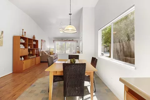 927 La Coruno St, Davis, CA 95618 photo 13