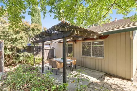 927 La Coruno St, Davis, CA 95618 photo 31