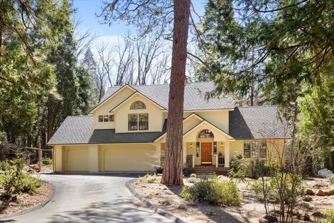 12337 Madrone Forest Dr, Nevada City, CA 95959
