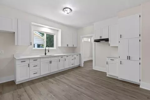 525 E Marshall St, Turlock, CA 95380 photo 11