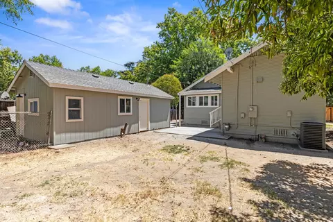 525 E Marshall St, Turlock, CA 95380 photo 19