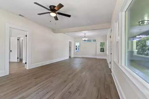 525 E Marshall St, Turlock, CA 95380 photo 7