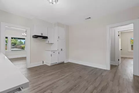 525 E Marshall St, Turlock, CA 95380 photo 12