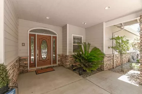 Entry Way - 13680 Elderberry Dr, Pine Grove, CA 95665 photo 1 of 3