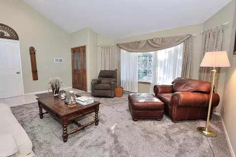 Living - 5560 Getta Way, Pilot Hill, CA 95664 photo 3 of 10