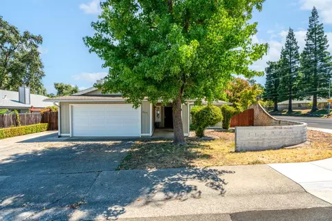 8641 Stratus Dr, Orangevale, CA 95662