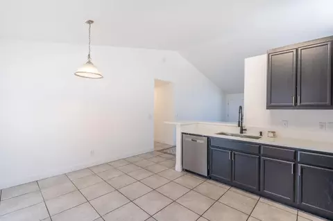 Kitchen - 733 Roselawn Ave, Modesto, CA 95351 photo 3 of 3