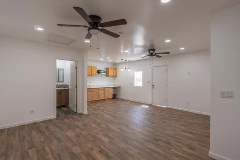 Living - 733 Roselawn Ave, Modesto, CA 95351 photo 5 of 5