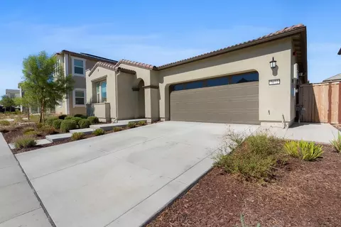 7072 E Seraphina Dr, Tracy, CA 95377 photo 2