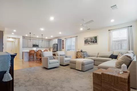 7072 E Seraphina Dr, Tracy, CA 95377 photo 9
