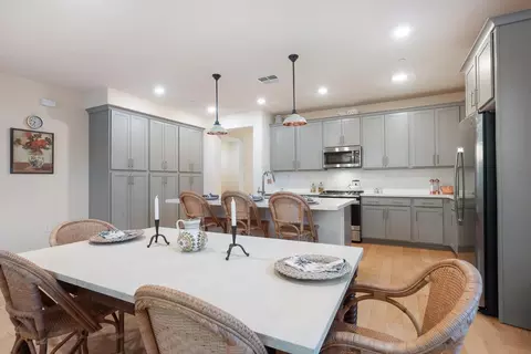 7072 E Seraphina Dr, Tracy, CA 95377 photo 6