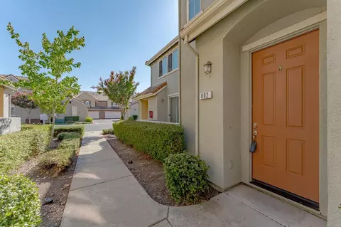 802 Dante Cir, Roseville, CA 95678