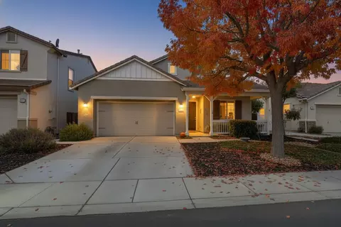 1471 Bosco Ln, Manteca, CA 95337