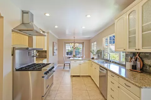 216 Sycamore Ave, Modesto, CA 95354 photo 11