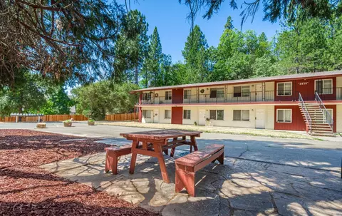 Exterior - 2830 Coloma St, Placerville, CA 95667 photo 4 of 8