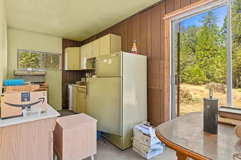 Kitchen - 20117 Shake Ridge Rd, Volcano, CA 95689 photo 1 of 2