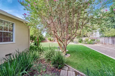 Exterior - 1245 Sycamore Ave, Modesto, CA 95350 photo 12 of 18