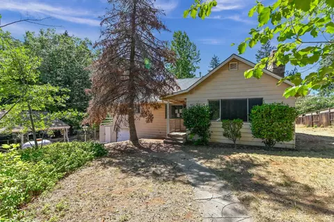 Exterior - 121 Bouvard St, West Point, CA 95255 photo 3 of 12