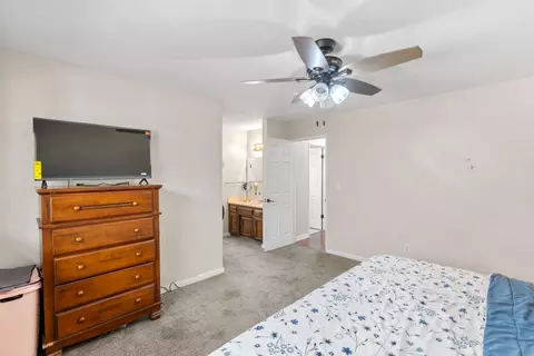 Bedroom - 2713 Chapel Ct, Modesto, CA 95355 photo 4 of 6