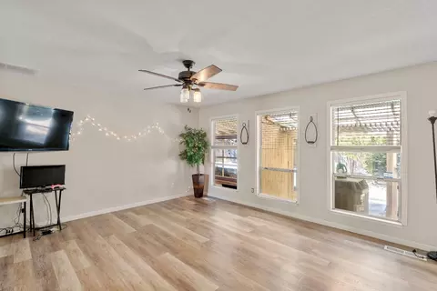 Living - 2713 Chapel Ct, Modesto, CA 95355 photo 2 of 3