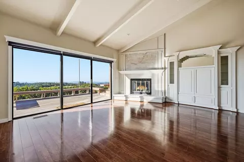 Living - 17234 Oak Rd, Jackson, CA 95642 photo 6 of 11