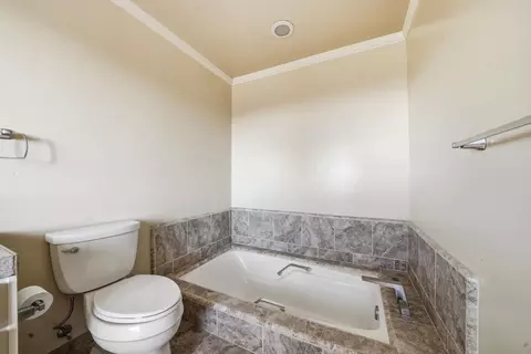 Bath - 17234 Oak Rd, Jackson, CA 95642 photo 6 of 6
