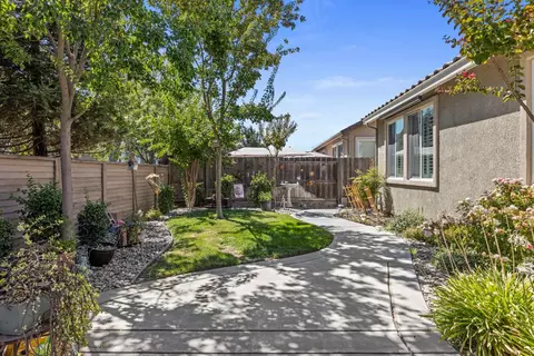 2920 Sandstone St, Turlock, CA 95382 photo 39