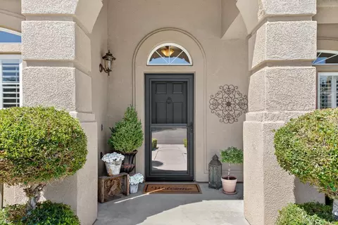 Entry Way - 263 Mount Airy Ct, Ripon, CA 95366 photo 1 of 4