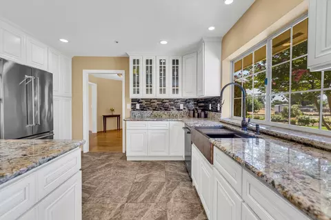 Kitchen - 3495 E Collier Rd, Acampo, CA 95220 photo 7 of 12