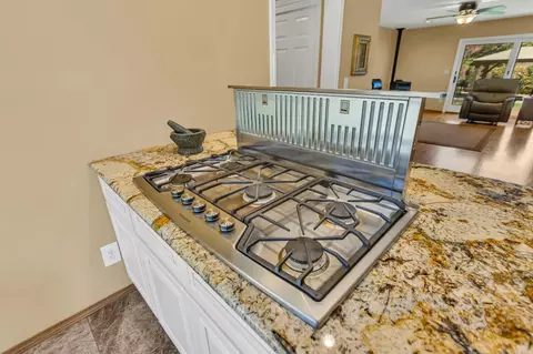 Kitchen - 3495 E Collier Rd, Acampo, CA 95220 photo 5 of 12
