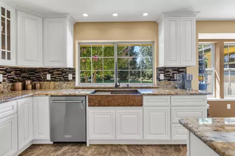 Kitchen - 3495 E Collier Rd, Acampo, CA 95220 photo 9 of 12